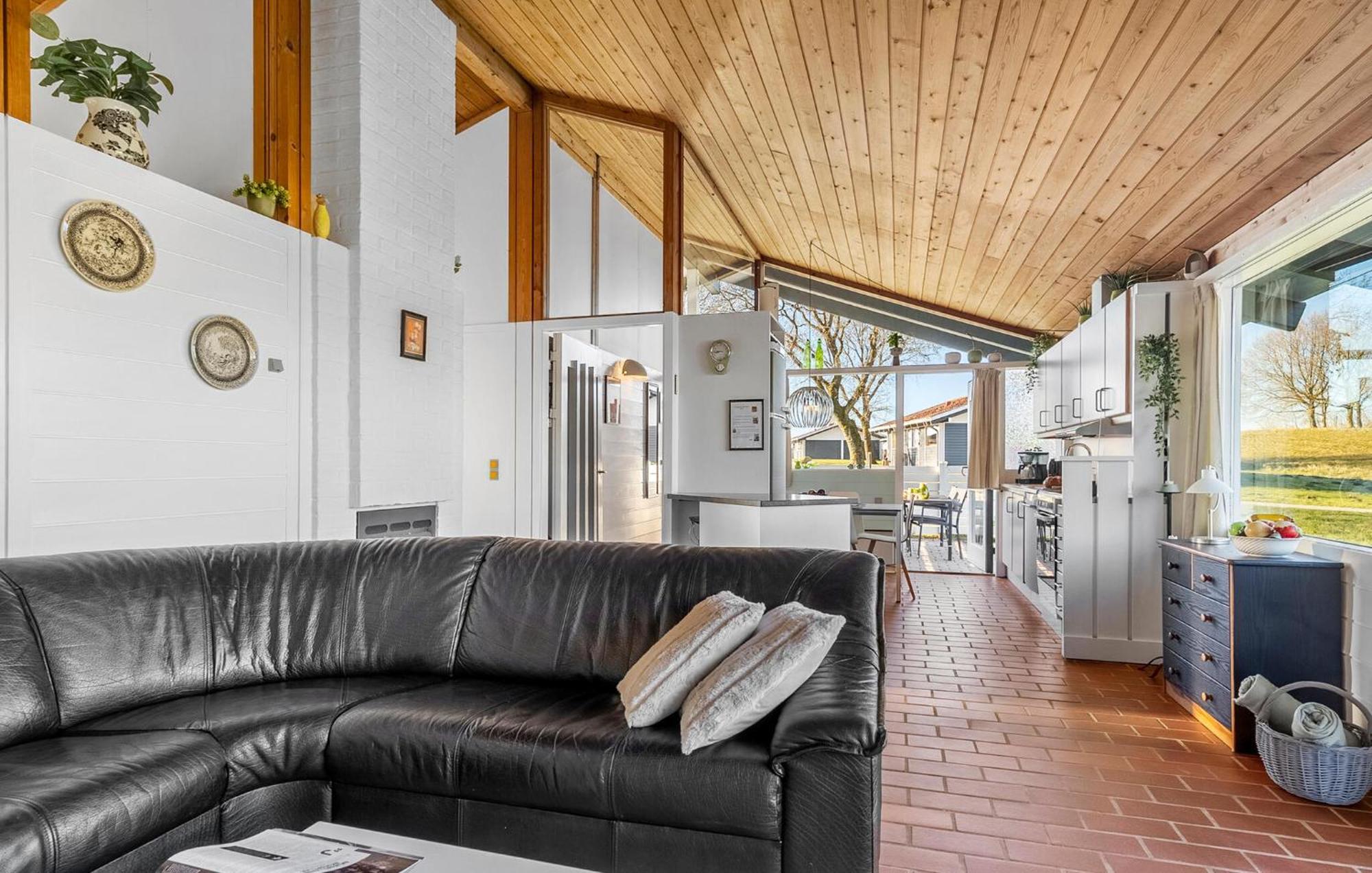 Gorgeous Home In Aabenraa With Wifi Экстерьер фото