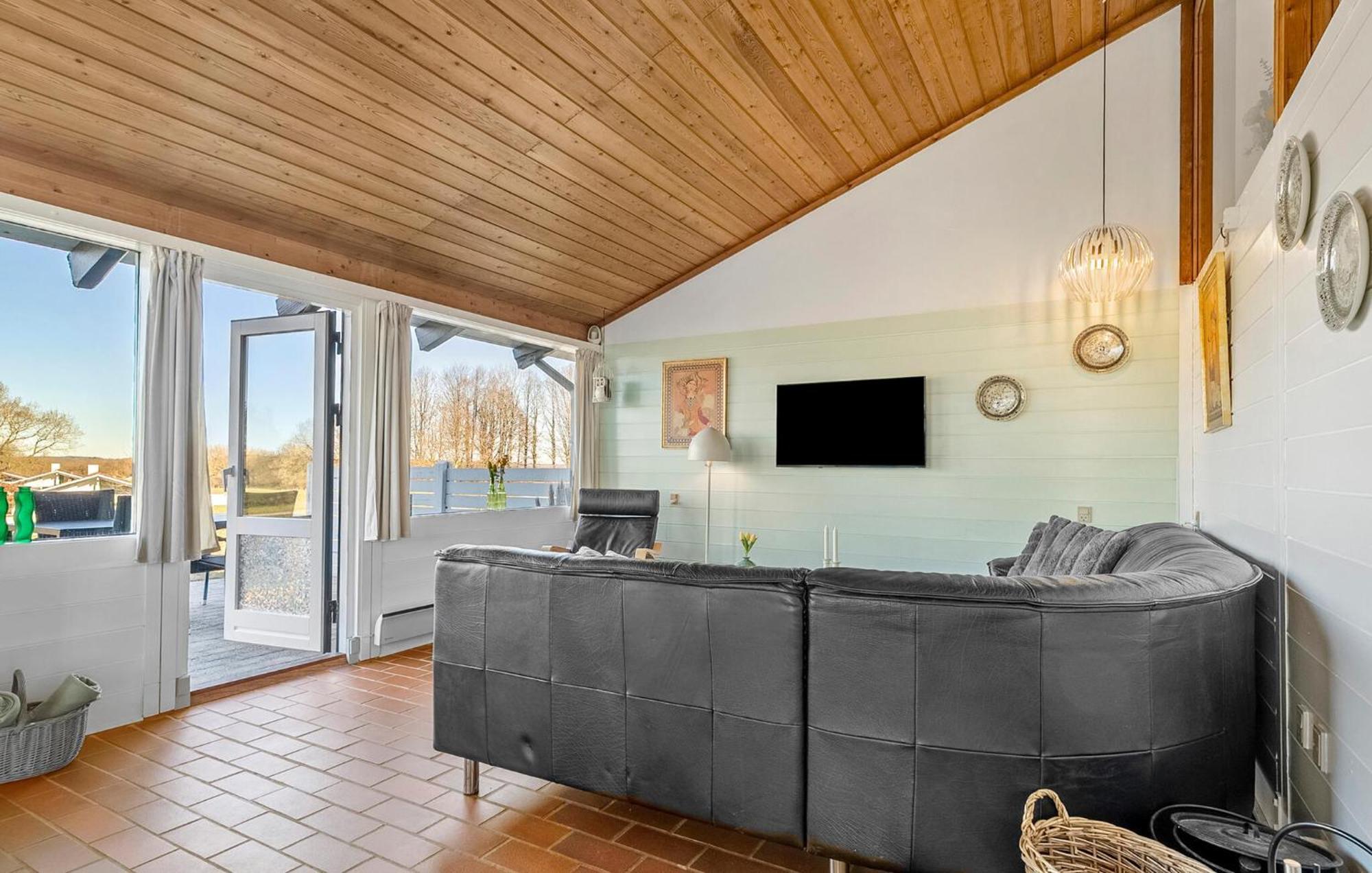 Gorgeous Home In Aabenraa With Wifi Экстерьер фото